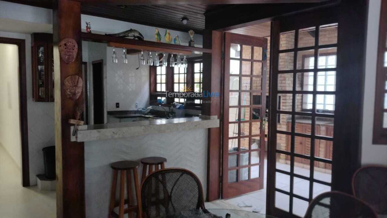 Casa para aluguel de temporada em Ubatuba (Praia do Lázaro)