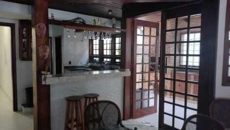 PRAIA LAZARO 5 DORM COM PISCINA COND FECHADO PEDRA VERDE