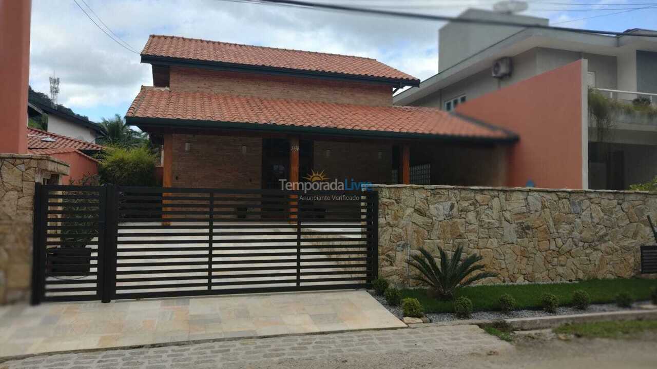 Casa para aluguel de temporada em Ubatuba (Praia do Lázaro)