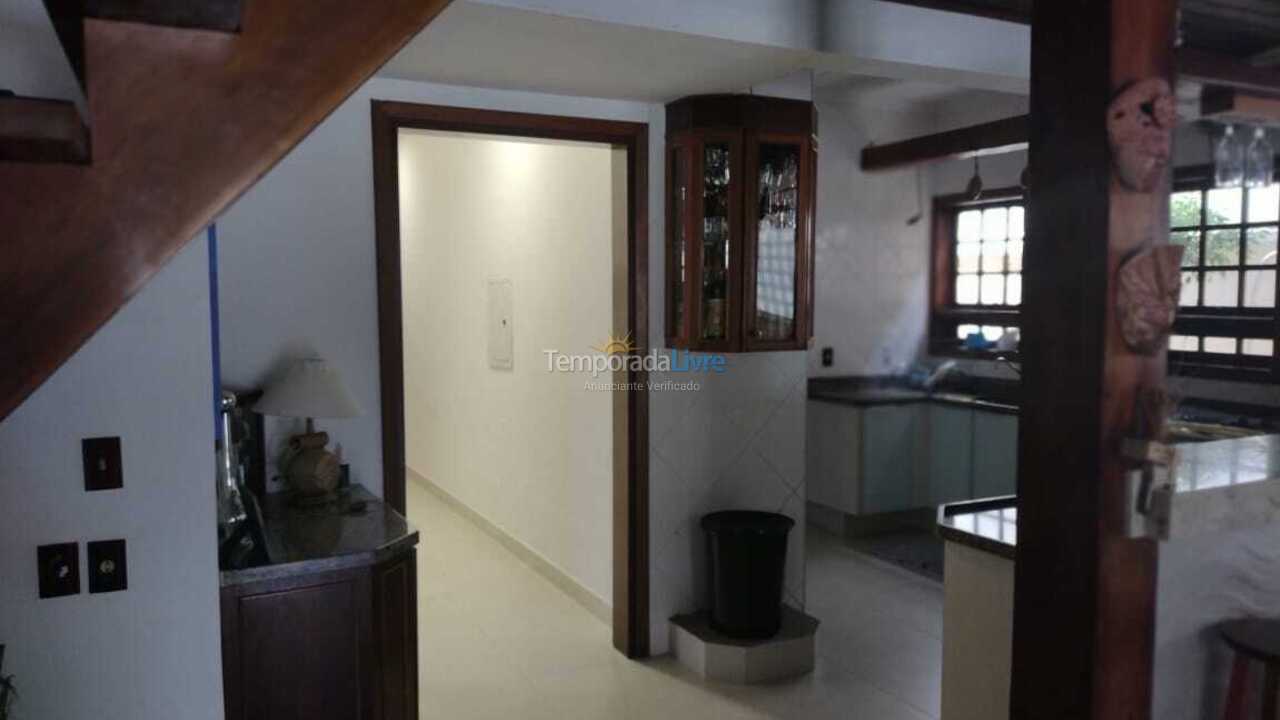 Casa para aluguel de temporada em Ubatuba (Praia do Lázaro)