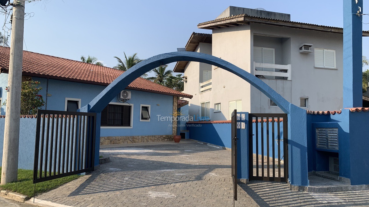 Casa para aluguel de temporada em Bertioga (Praia de Guaratuba)