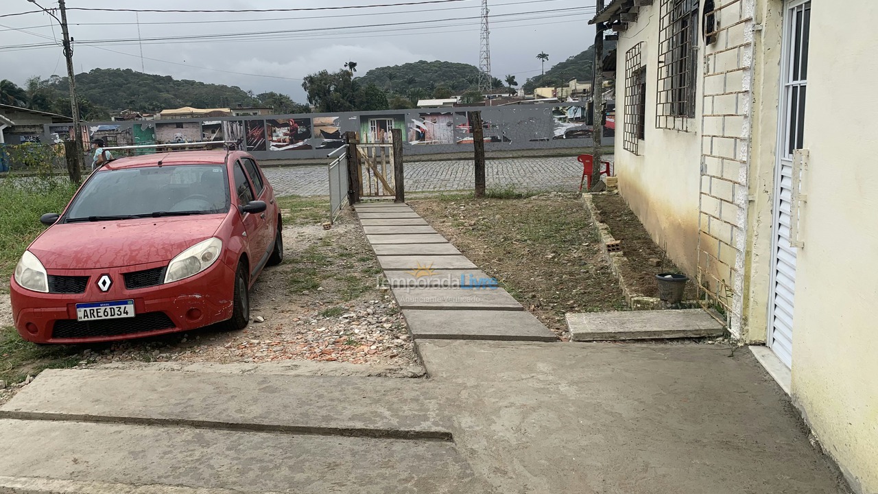 Casa para aluguel de temporada em Antonina (Centro Historico)