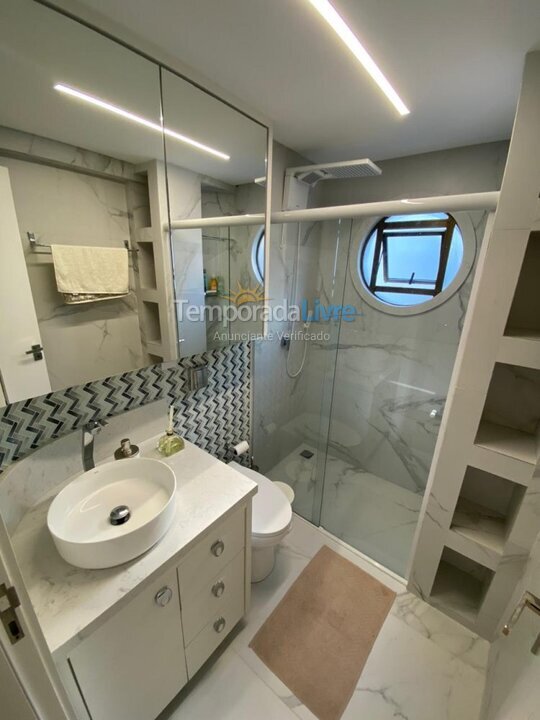 Apartamento para aluguel de temporada em Bombinhas (Praia de Bombas)