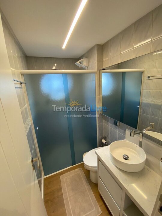 Apartamento para aluguel de temporada em Bombinhas (Praia de Bombas)