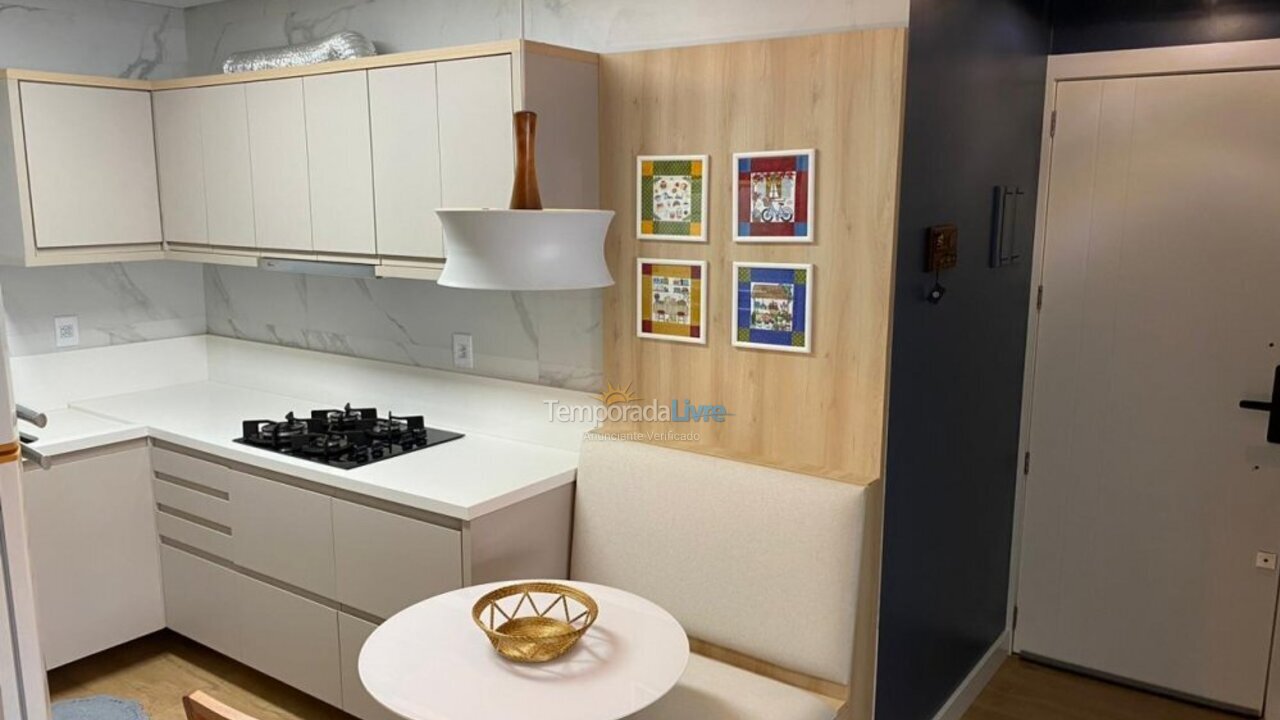 Apartamento para aluguel de temporada em Bombinhas (Praia de Bombas)