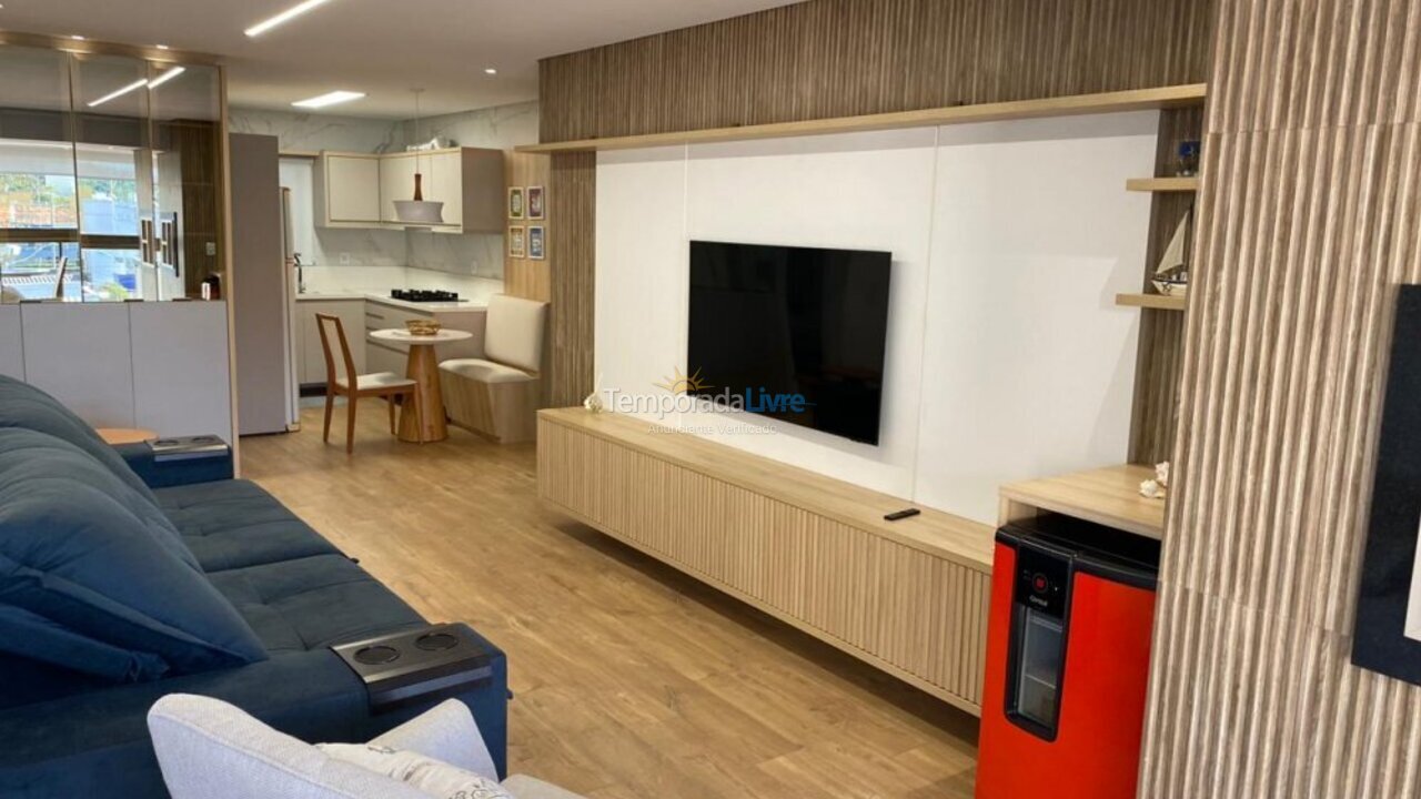 Apartamento para aluguel de temporada em Bombinhas (Praia de Bombas)