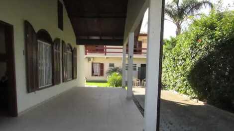 Hermosa Casa y apartamento con piscina en Ingleses, a 50 metros de la playa