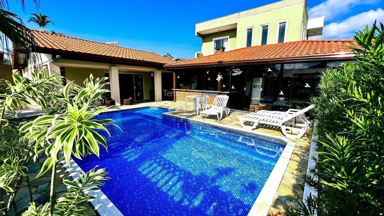 Apartamento para alquiler de vacaciones em Caraguatatuba (Massaguaçu)