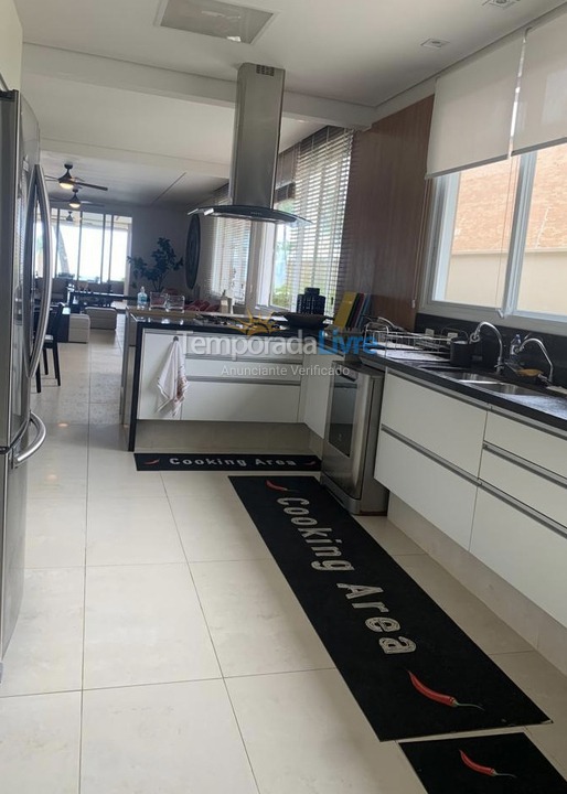 Casa para aluguel de temporada em São Sebastião (Maresias)