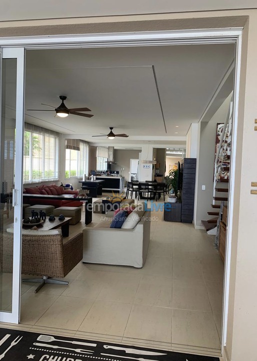 Casa para aluguel de temporada em São Sebastião (Maresias)