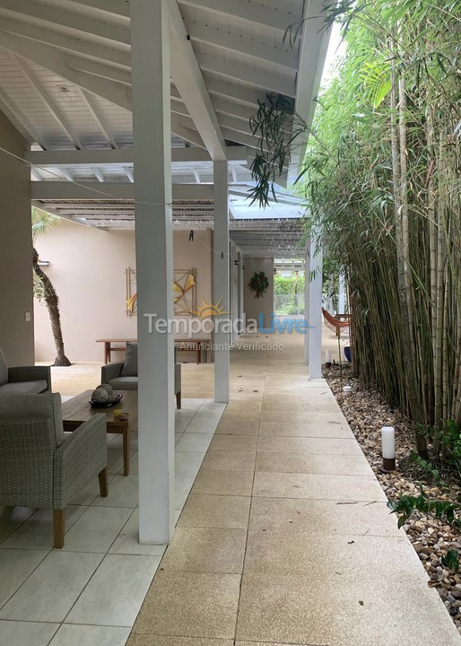 Casa para aluguel de temporada em São Sebastião (Maresias)