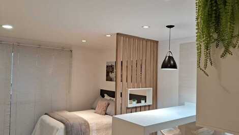 Lindo Studio Equipado no Centro de Curitiba