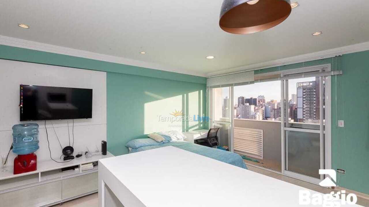 Apartamento para aluguel de temporada em Curitiba (Centro)