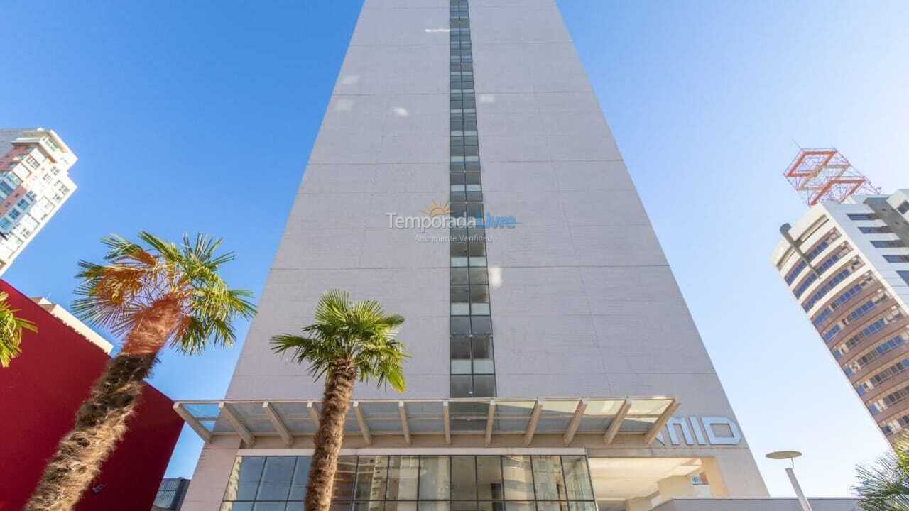 Apartamento para aluguel de temporada em Curitiba (Centro)