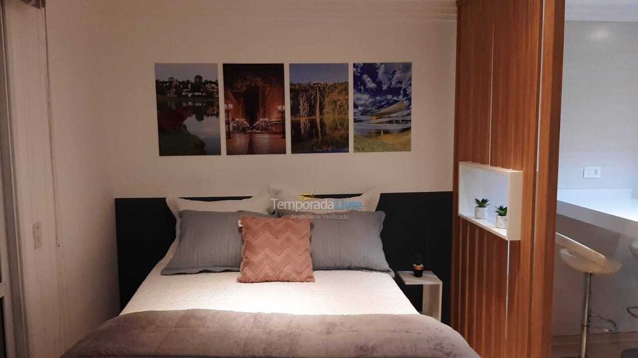 Apartamento para aluguel de temporada em Curitiba (Centro)