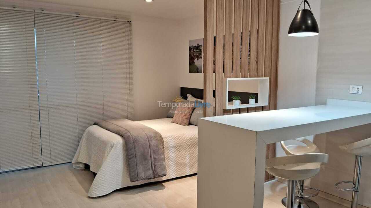 Apartamento para aluguel de temporada em Curitiba (Centro)