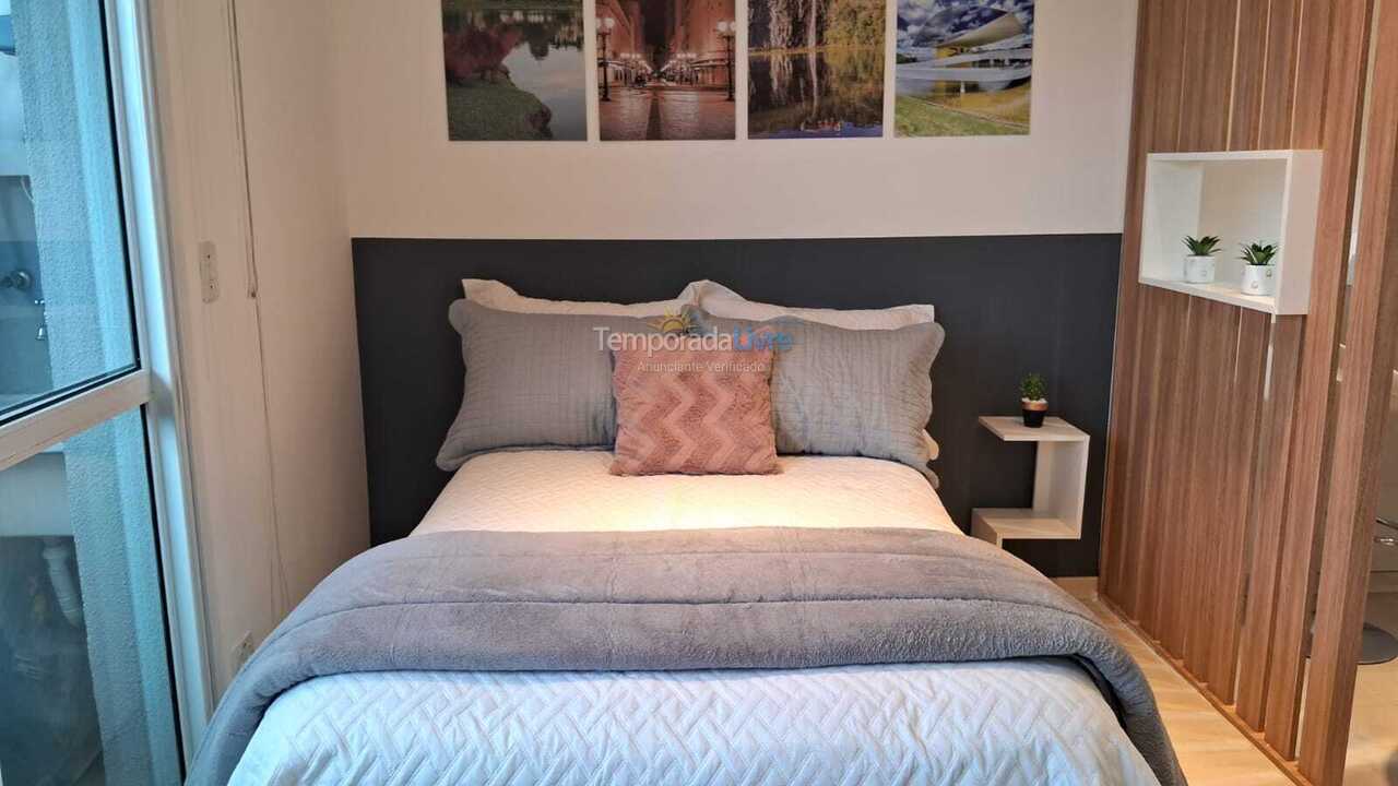 Apartamento para aluguel de temporada em Curitiba (Centro)