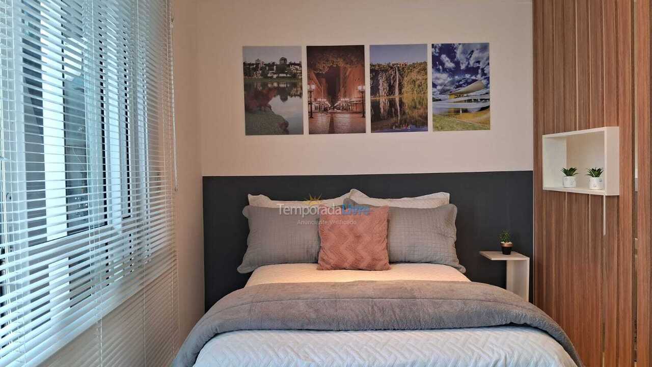 Apartamento para aluguel de temporada em Curitiba (Centro)