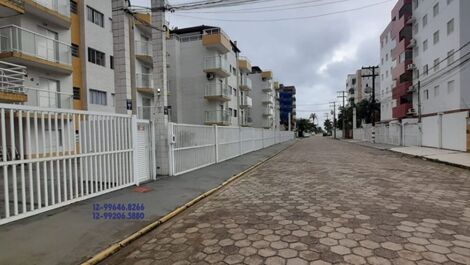 Apto P. das Toninhas, 7 pessoas, 150m da Praia, 2 Q- Ar Cond - Wi-Fi