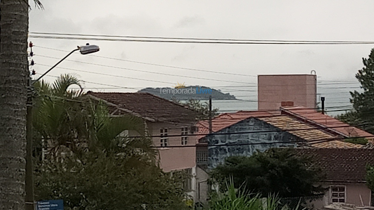 Apartamento para aluguel de temporada em Florianópolis (Cachoeira do Bom Jesus)
