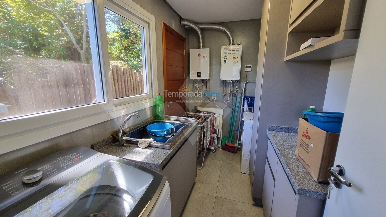 House for vacation rental in Garopaba (Vigia)