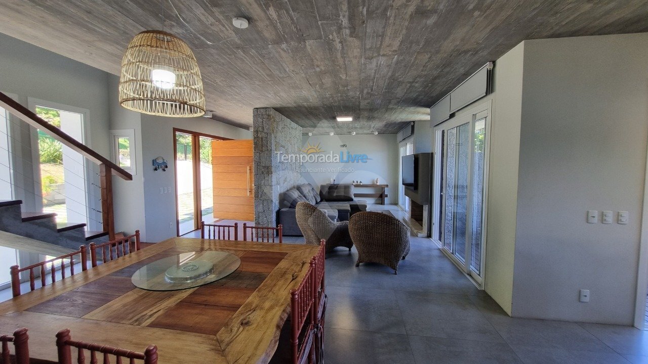 House for vacation rental in Garopaba (Vigia)