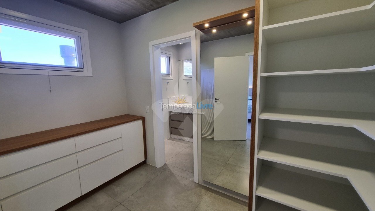 House for vacation rental in Garopaba (Vigia)