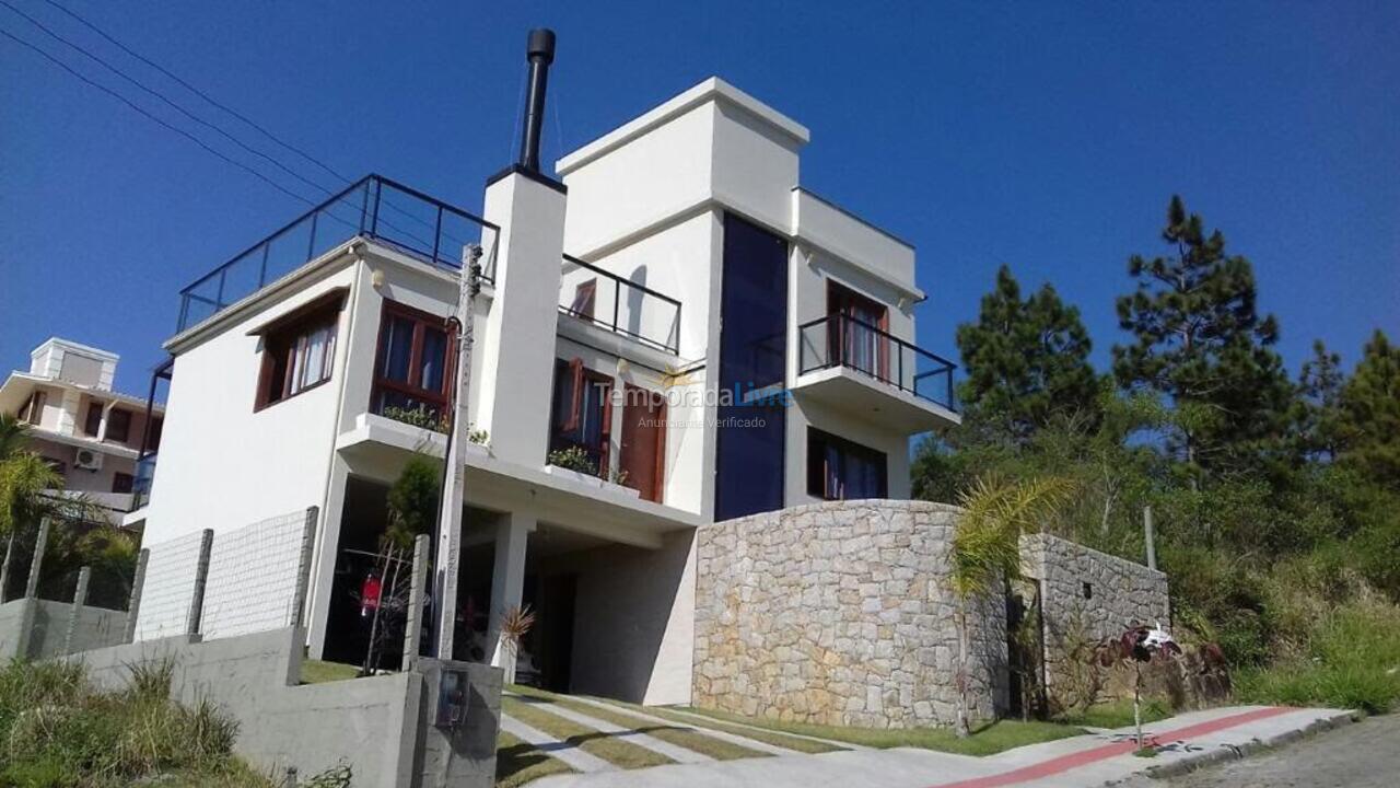 Casa para alquiler de vacaciones em Garopaba (Centro)