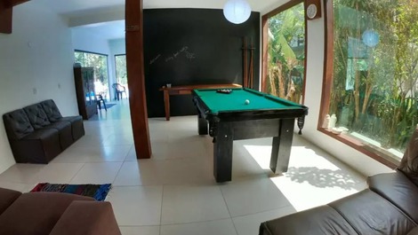Linda casa para até 10 pessoas a 350m do mar na Praia da Ferrugem