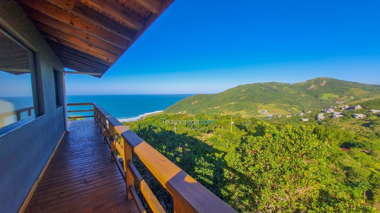 Casa para aluguel de temporada em Garopaba (Praia do Silveira)