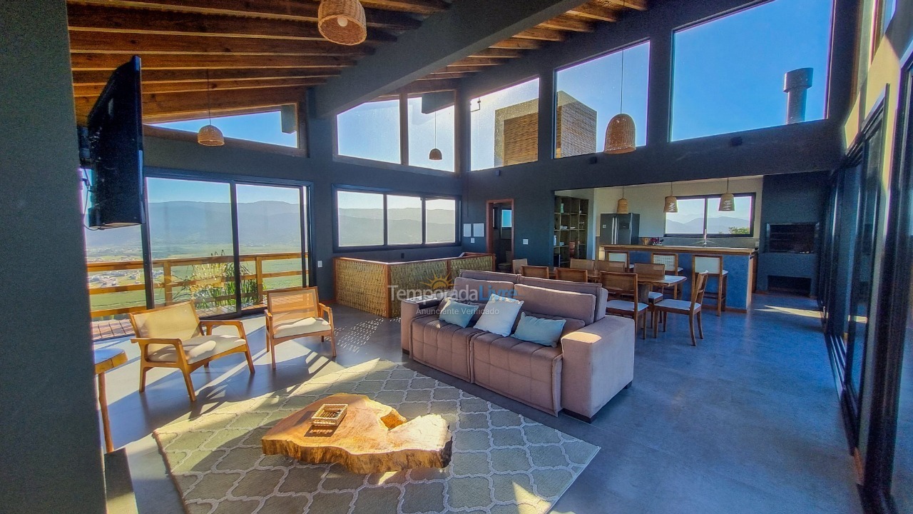 Casa para aluguel de temporada em Garopaba (Praia do Silveira)