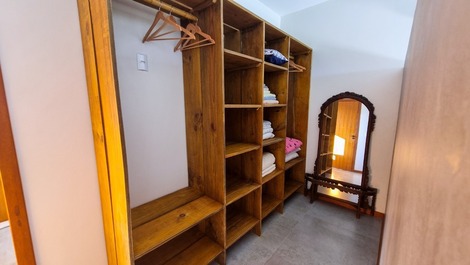 Casa com 2 suítes e vista 360° para a Praia da Silveira em Garopaba/SC