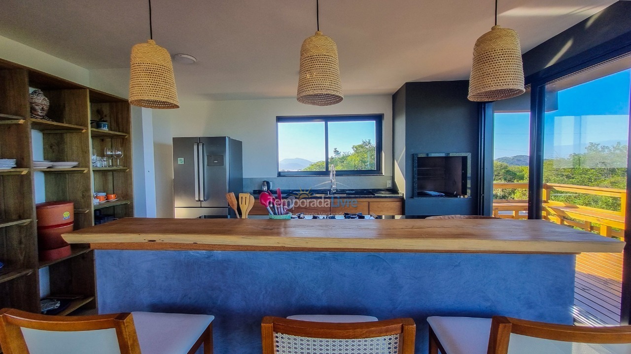 Casa para aluguel de temporada em Garopaba (Praia do Silveira)