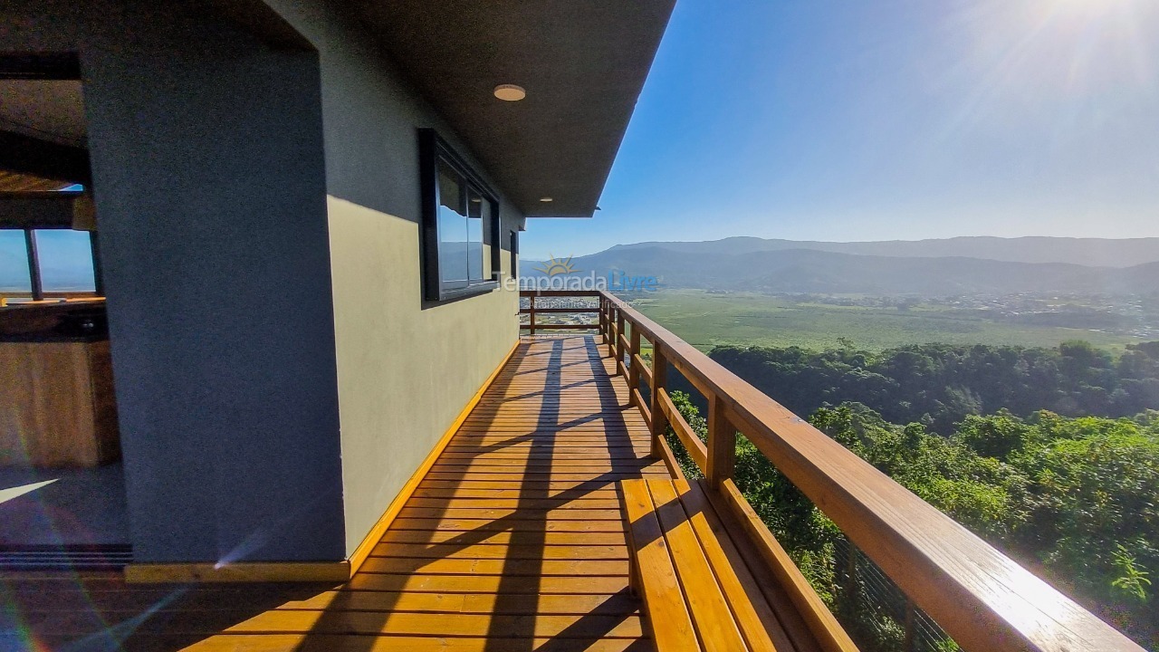 Casa para aluguel de temporada em Garopaba (Praia do Silveira)