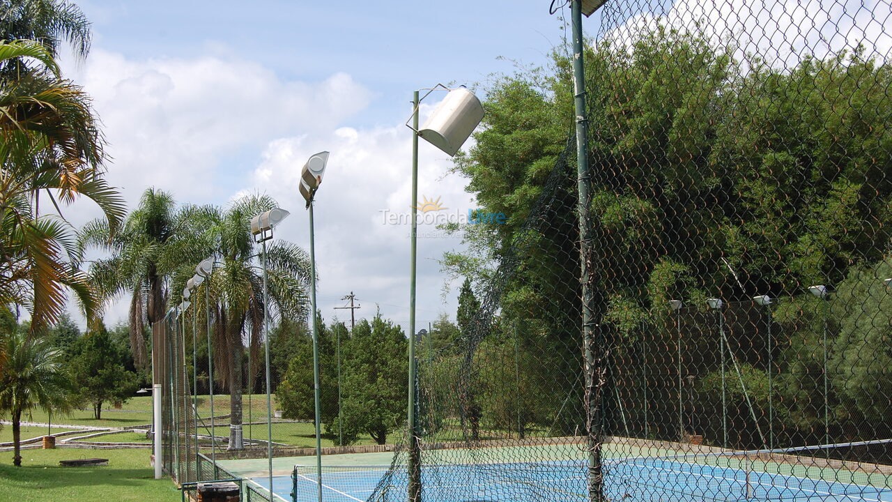 Granja para alquiler de vacaciones em Ibiúna (Condominio West Lake)