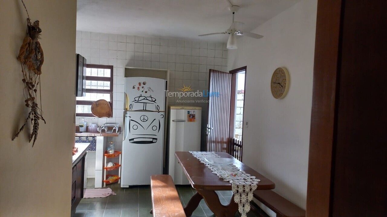Casa para alquiler de vacaciones em Ubatuba (Lagoinha)