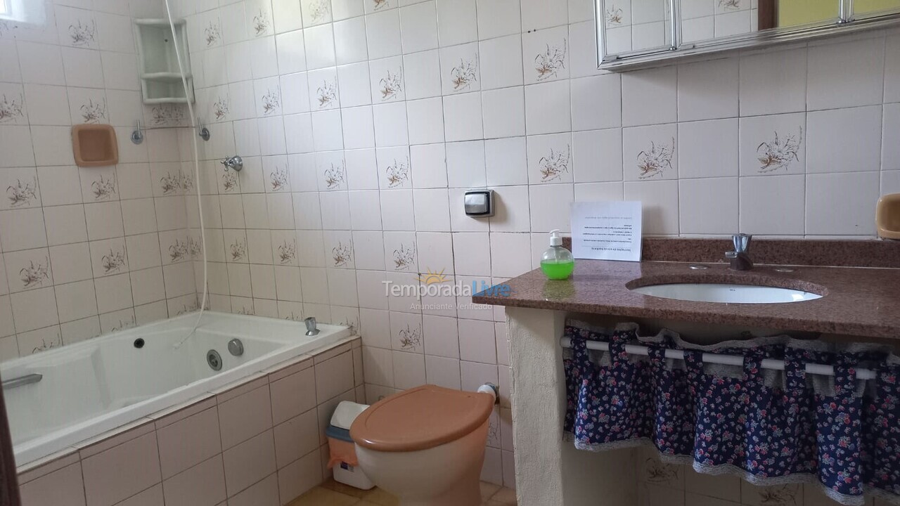 Casa para alquiler de vacaciones em Ubatuba (Lagoinha)