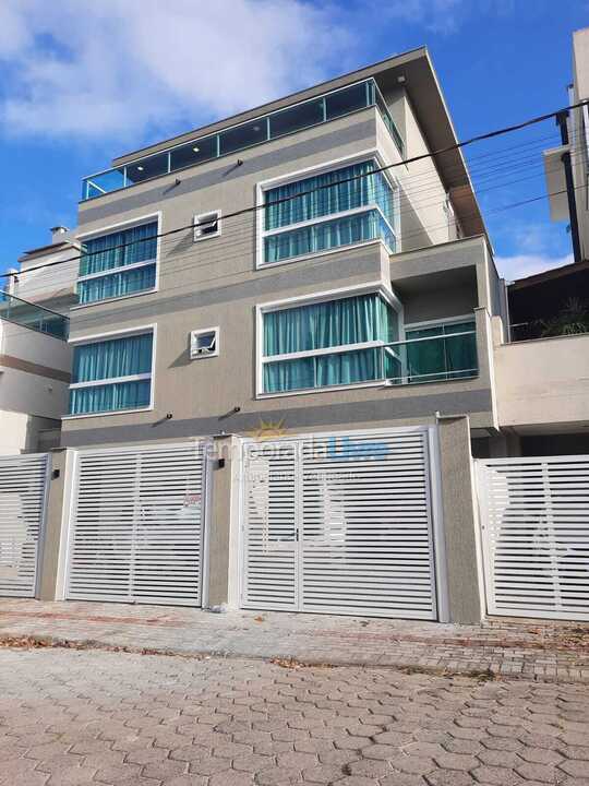 Casa para aluguel de temporada em Bombinhas (Canto Grande)