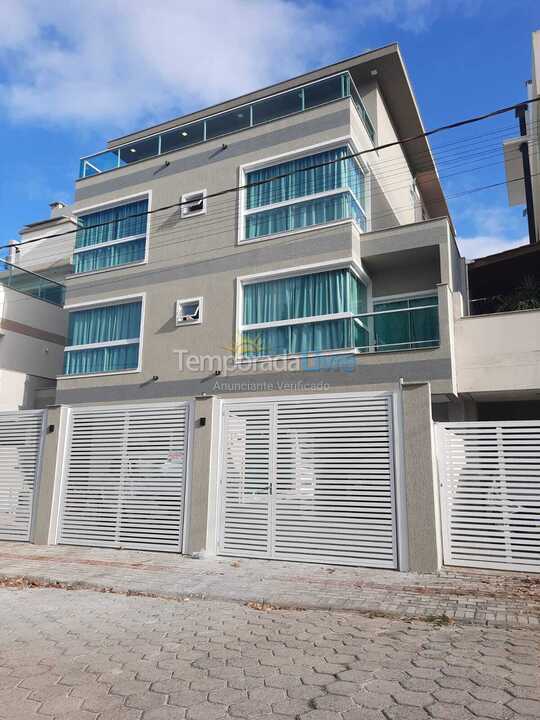 Casa para aluguel de temporada em Bombinhas (Canto Grande)
