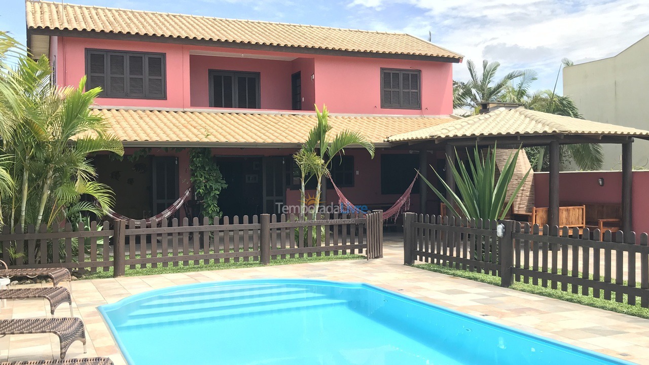Casa para aluguel de temporada em Guaratuba (Barra do Saí)