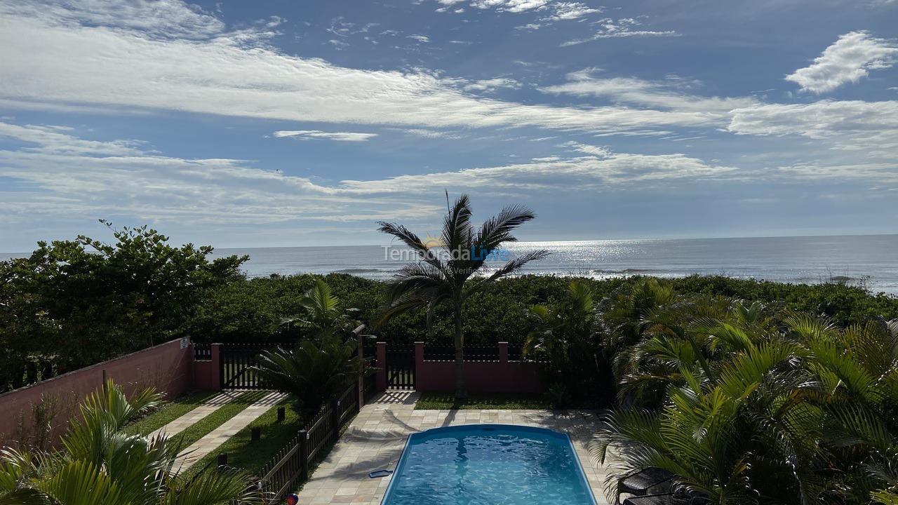 Casa para aluguel de temporada em Guaratuba (Barra do Saí)