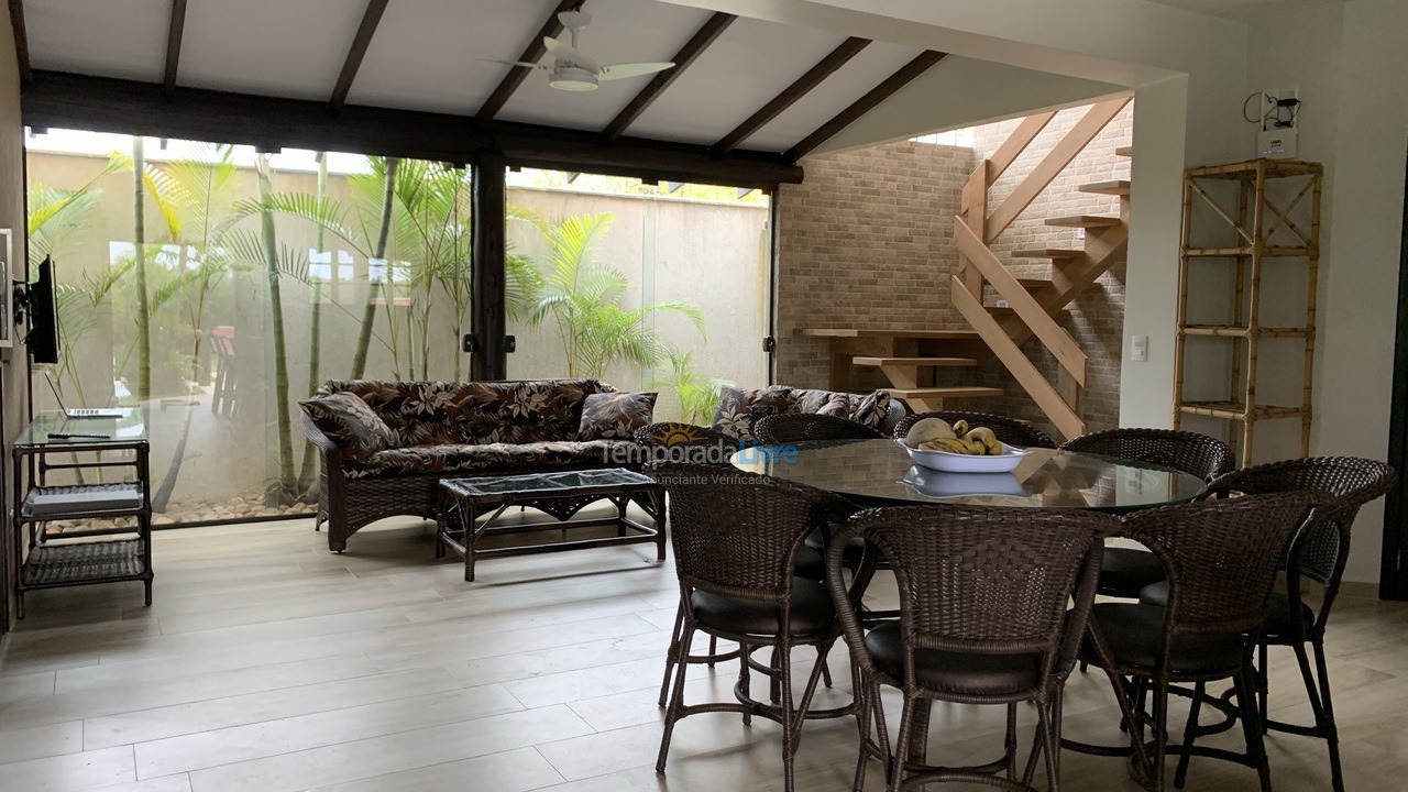 Casa para aluguel de temporada em Guaratuba (Barra do Saí)