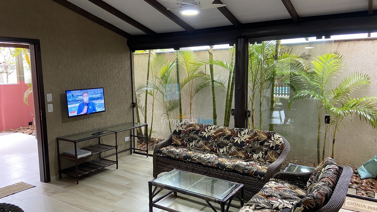 Casa para aluguel de temporada em Guaratuba (Barra do Saí)