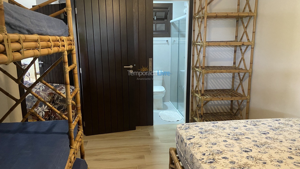 Casa para aluguel de temporada em Guaratuba (Barra do Saí)