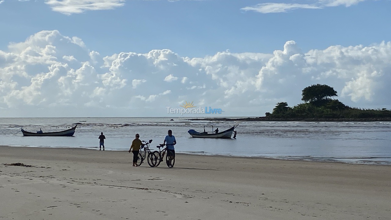 Casa para aluguel de temporada em Guaratuba (Barra do Saí)