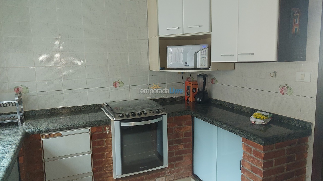 Casa para aluguel de temporada em Bertioga (Praia de Guaratuba)