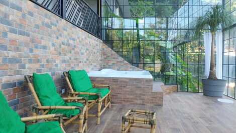 Glass house for rent with fishing included