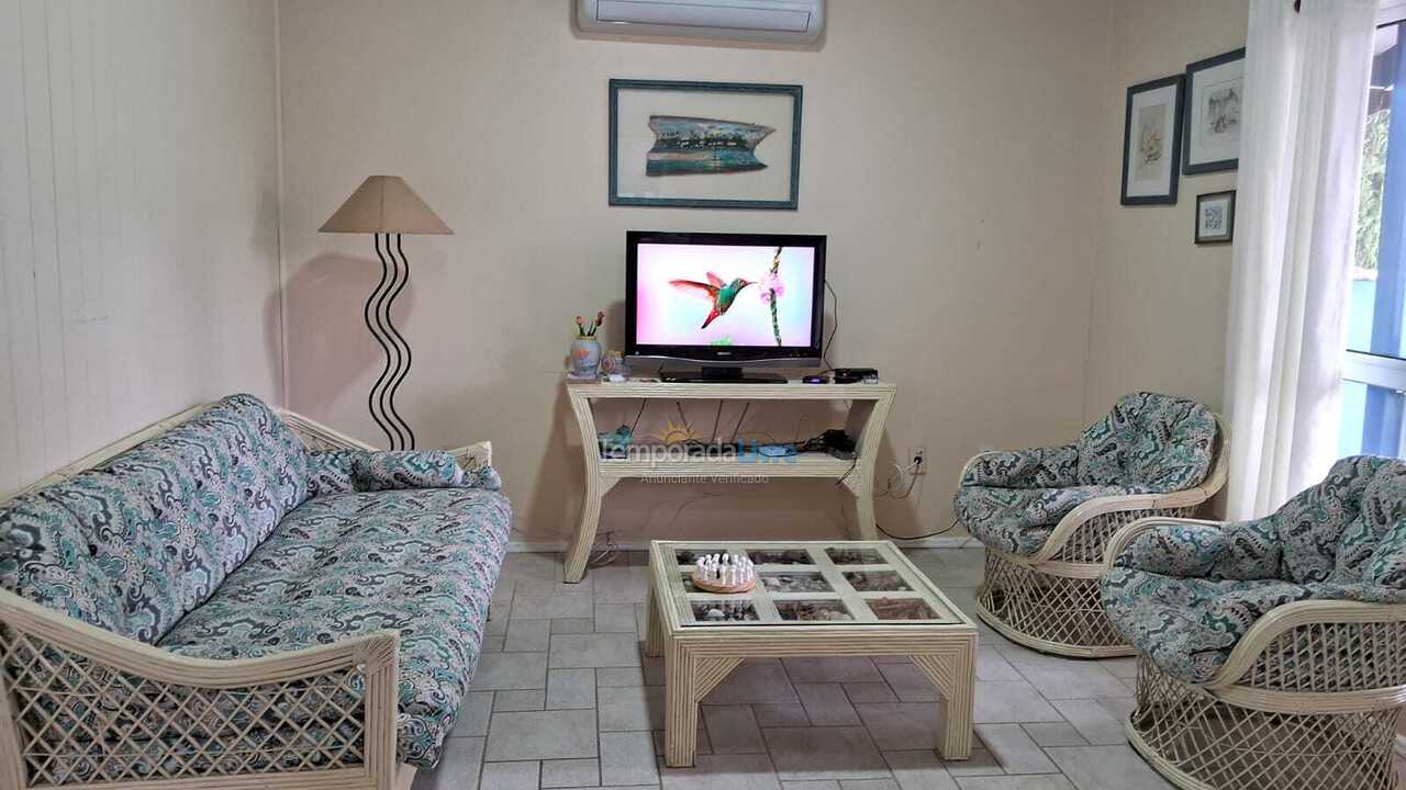 Casa para alquiler de vacaciones em Bertioga (Boraceia)