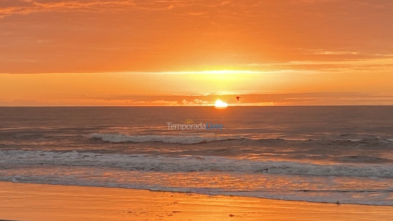 House for vacation rental in Guaratuba (Barra do Saí)