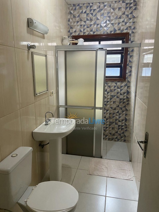 Casa para alquiler de vacaciones em Ubatuba (Praia das Toninhas)